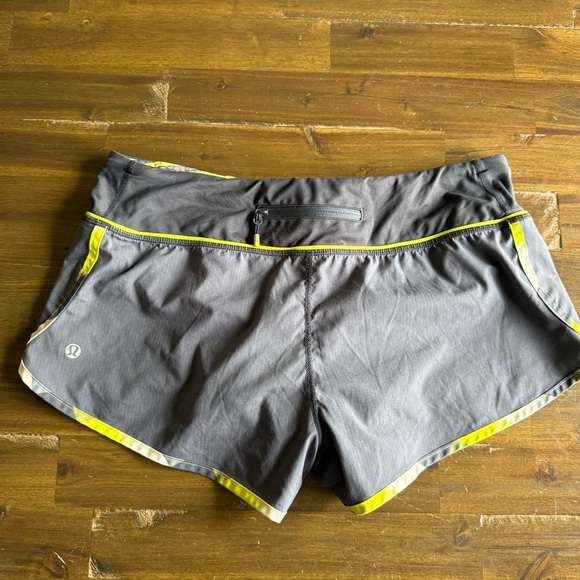 Lululemon Speed Short - Picture 2 of 6